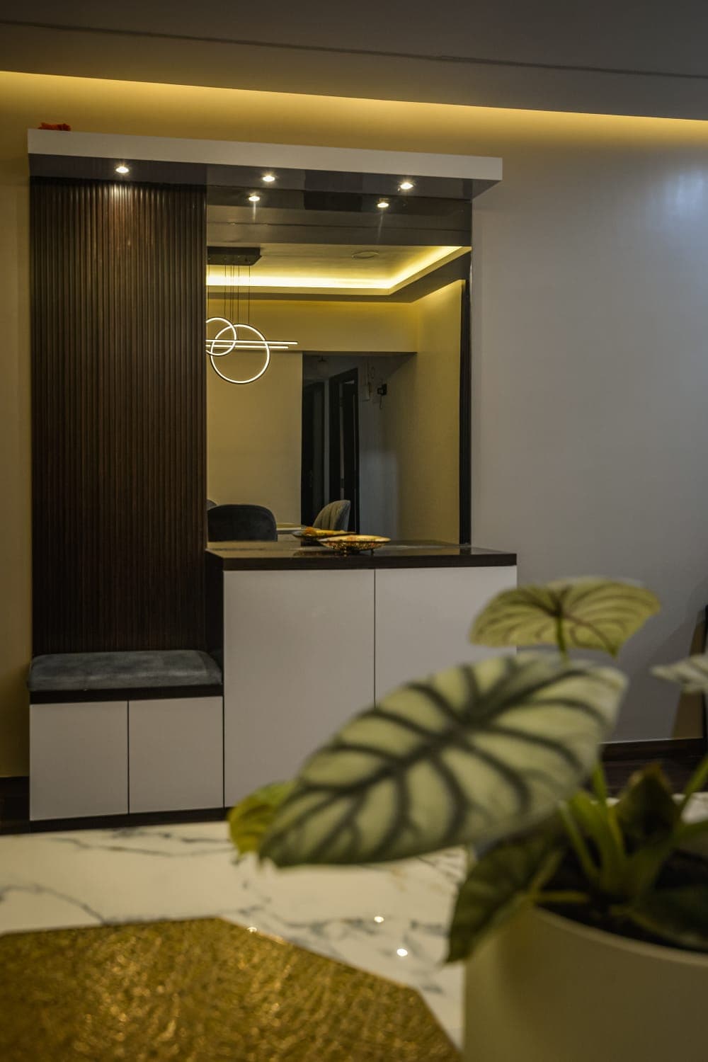 Vaibhav mahajan Hiranandani powai mumbai 2 bhk residential project 750 sqft