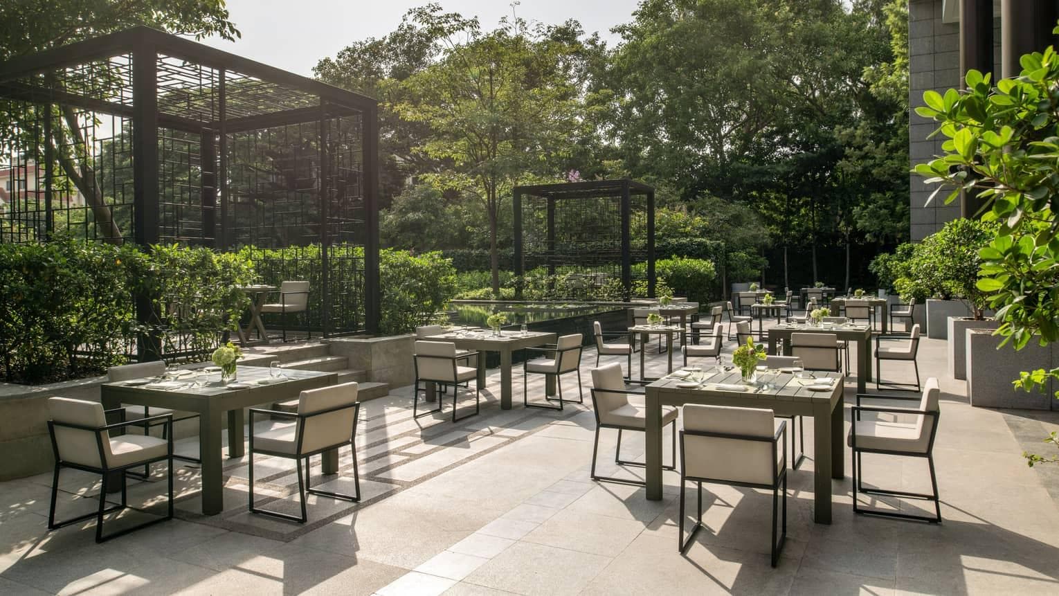 Outdoor and Rooftop Dining